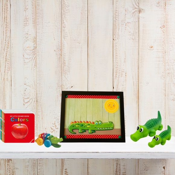 Crocodile kids room decor,Nursery decor, animals on frame,kids photo frame - Picture 2 of 2
